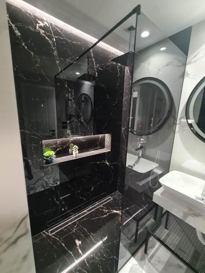 Grey Luxury Apartment Gjirokastër 外观 照片